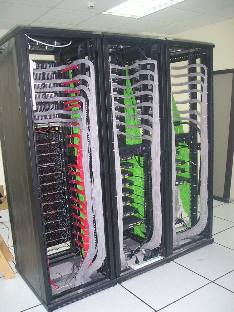 弱電智能化施工工程中的計算機網(wǎng)絡(luò)系統(tǒng)部署與自動化工程服務(wù)